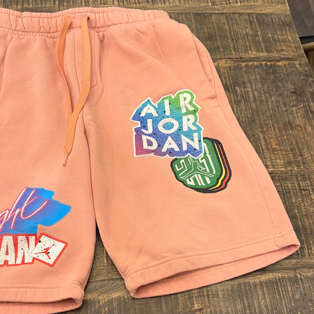 Jordan Pink Salmon Graphic Men's Shorts - Picture 4 of 13
